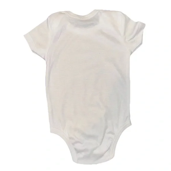 Unisex White Baby One Piece Bodysuit with Graphic Design 6-9 months NWT - Picture 2 of 2